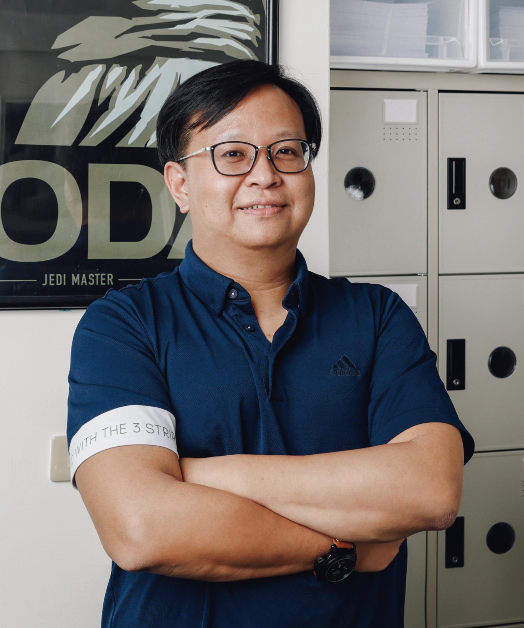 學長正身照 - 點擊了解更多